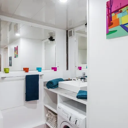 Dify Bear & Co - De Apartment